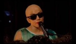 光头女老板爆料新闻视频,独家爆料新闻视频背后的真相