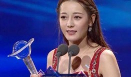 圈内爆料迪丽热巴的采访,揭秘明星背后的真实生活