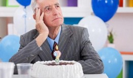 娱乐吃瓜酱老年痴呆,老年痴呆背后的感人故事